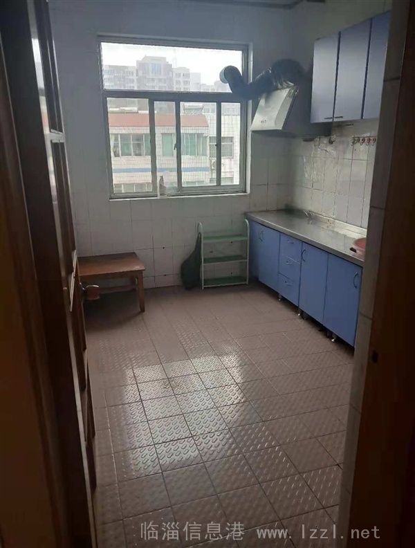 桑家坡六樓三室一廳出租拎包入住1000/月