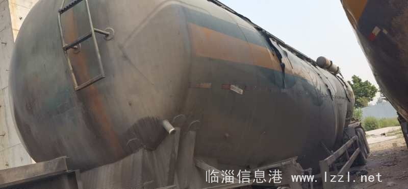 出售水泥罐