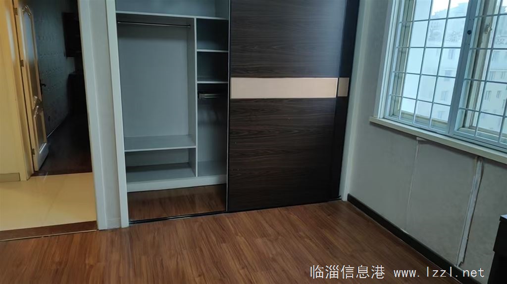 出租：瑞泉陽光電梯洋房135平！帶車位！ 
